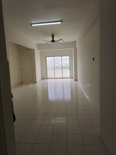 Apartment for Sale at Vista Mutiara - Jenson Low - Living Room - PropertyGuru.com.my