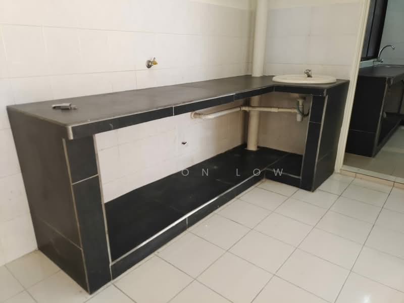 Apartment for Sale at Vista Mutiara - Jenson Low - Kitchen - PropertyGuru.com.my