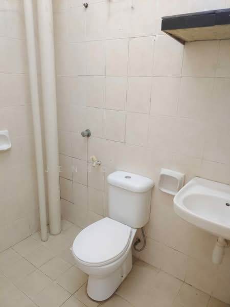 Apartment for Sale at Vista Mutiara - Jenson Low - Bathroom - PropertyGuru.com.my
