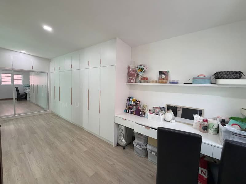 Bungalow House untuk Dijual di Bandar Putra Permai (Seri Kembangan) - Muizz Razak - PropertyGuru.com.my
