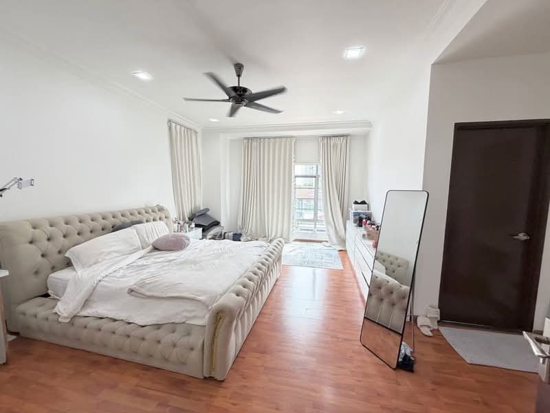 Bungalow House untuk Dijual di Bandar Putra Permai (Seri Kembangan) - Muizz Razak - PropertyGuru.com.my