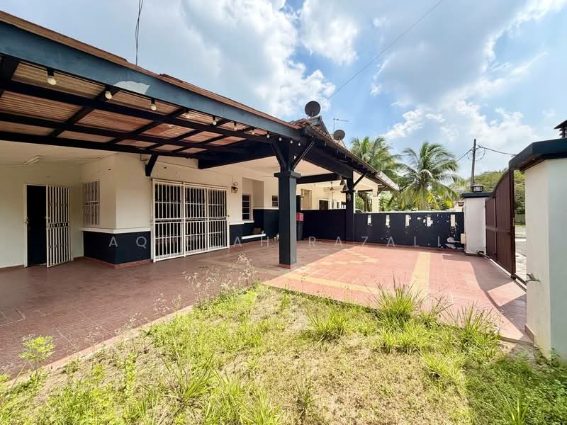 Rumah Berkembar untuk Dijual di Taman Desaria (Nilai) - Aqillah Razali - Exterior - PropertyGuru.com.my