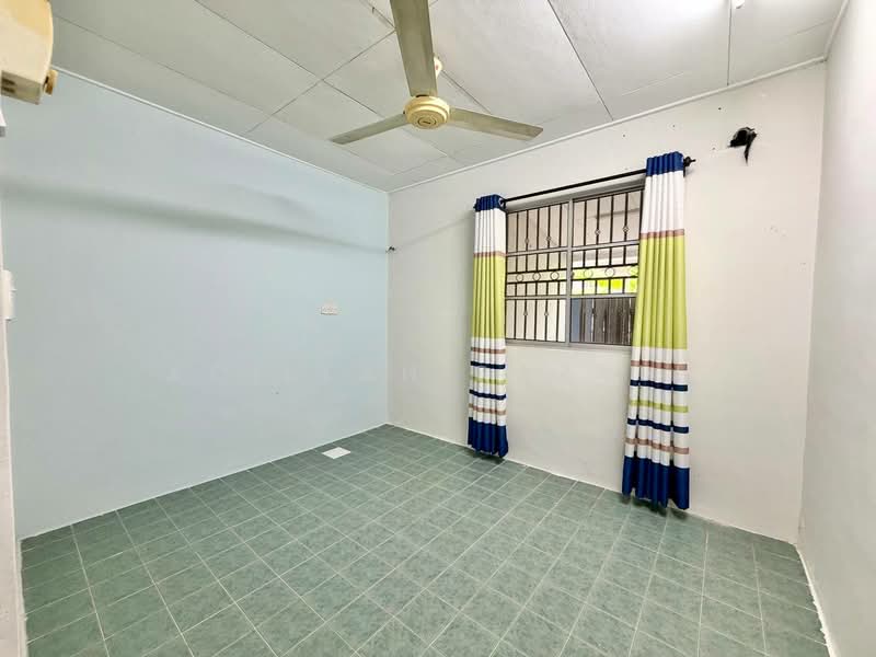 Rumah Berkembar untuk Dijual di Taman Desaria (Nilai) - Aqillah Razali - Interior - PropertyGuru.com.my