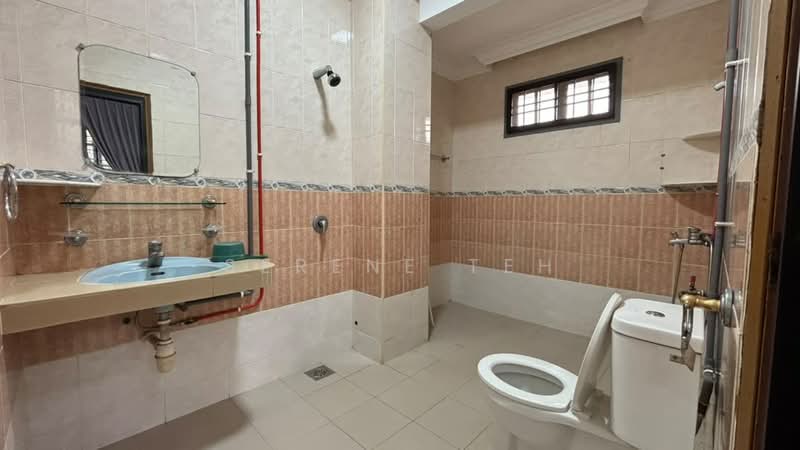 Bungalow House for Sale in Senai (Senai) - Serene Teh - Bathroom - PropertyGuru.com.my