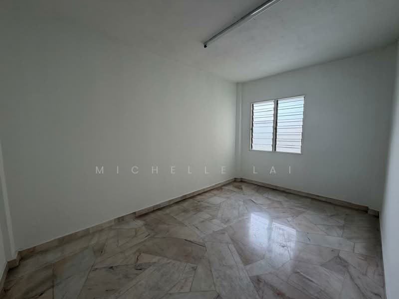 Flat for Sale at Pandan Indah Flat (Rumah Pangsa 610) - Michelle Lai - Interior - PropertyGuru.com.my