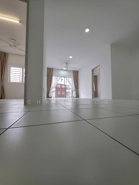 Condominium for Rent at Residensi Sateria - Chris Choo - PropertyGuru.com.my