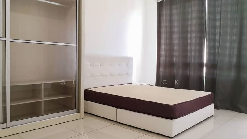 Service Residence for Sale at Woodsbury Suites - Gladys Kock - Bedroom - PropertyGuru.com.my