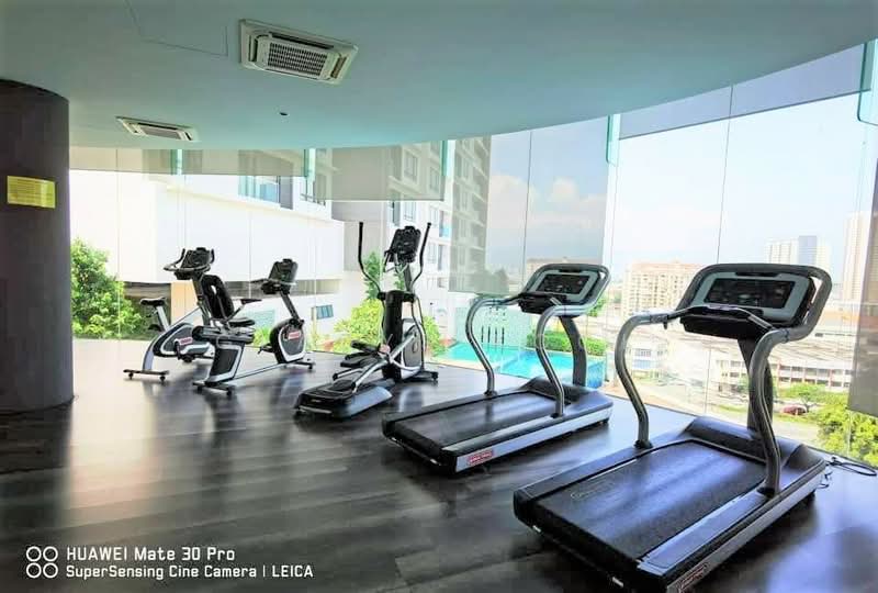 Service Residence for Sale at Woodsbury Suites - Gladys Kock - Gym - PropertyGuru.com.my