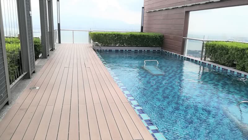 Service Residence for Sale at Woodsbury Suites - Gladys Kock - Pool - PropertyGuru.com.my