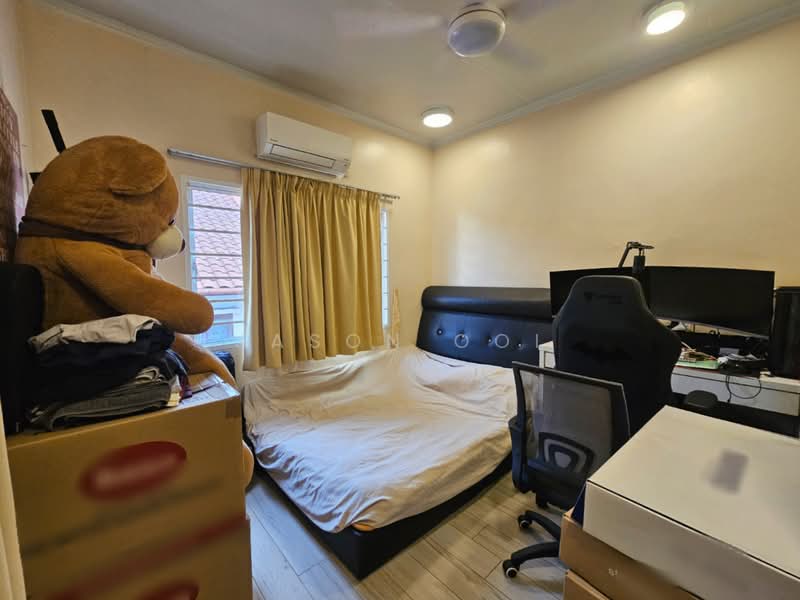 Semi-Detached House for Sale in Usj 5 (Subang Jaya) - Jason Ooi - Bedroom - PropertyGuru.com.my