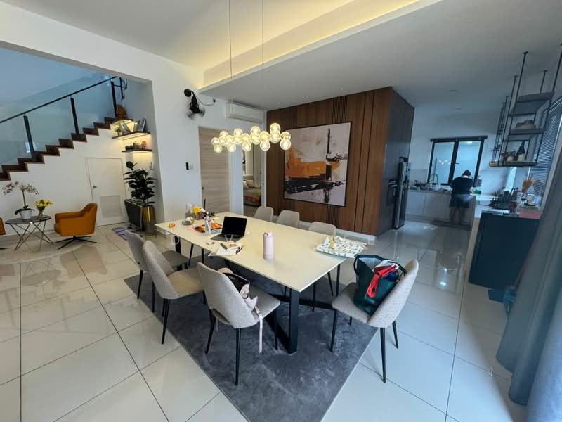 Semi-Detached House for Sale in Rawang (Selangor) - David Lee - Dining Room - PropertyGuru.com.my