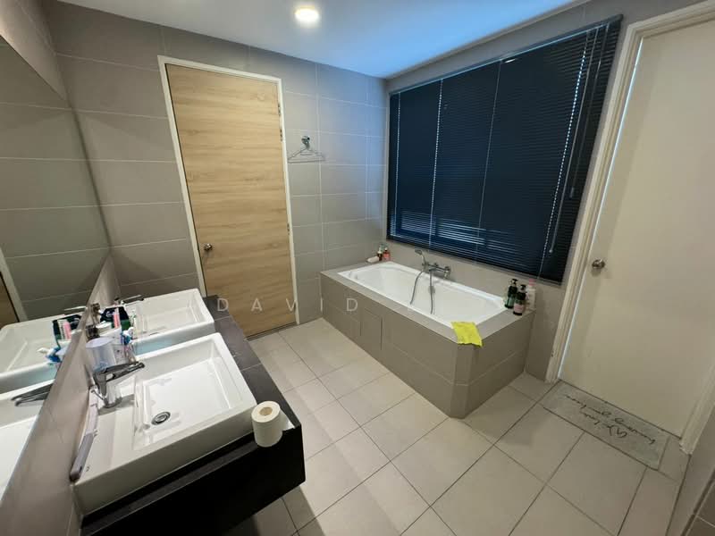 Semi-Detached House for Sale in Rawang (Selangor) - David Lee - Bathroom - PropertyGuru.com.my