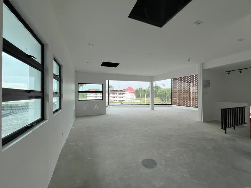 Commercial Bungalow for Rent in Kampung Kebun Teh (Johor Bahru) - Jean Wong - PropertyGuru.com.my