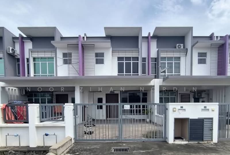 2-storey Terraced House for Sale in Puncak Alam (Selangor) - Noor Zihan Nordin - Exterior - PropertyGuru.com.my