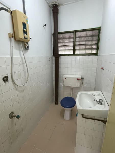 Rumah Teres untuk Dijual di Ulu Kelang (Selangor) - Mark Wong - Bathroom - PropertyGuru.com.my