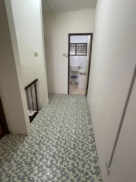 Rumah Teres untuk Dijual di Ulu Kelang (Selangor) - Mark Wong - Corridor - PropertyGuru.com.my