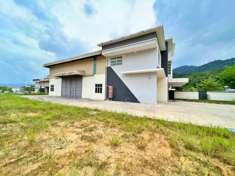 Kilang Berkembar untuk Dijual di Hi-Tech Industrial Park (Semenyih) - Kenny Choo - Exterior - PropertyGuru.com.my