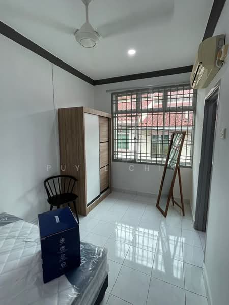 2-storey Terraced House for Rent in Taman Seri Orkid (Skudai) - Puyol Chin - Bedroom - PropertyGuru.com.my