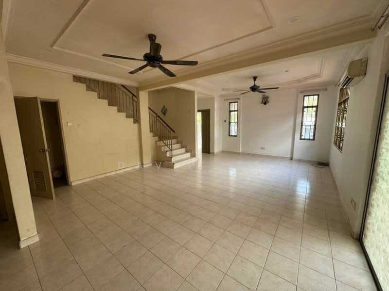 Cluster House for Sale in Kota Emerald (Rawang) - David Lee - Living Room - PropertyGuru.com.my