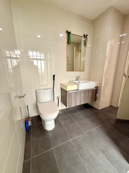 Pangsapuri untuk Disewa di Midori Green (Pangsapuri Hijauan) - Puyol Chin - Bathroom - PropertyGuru.com.my