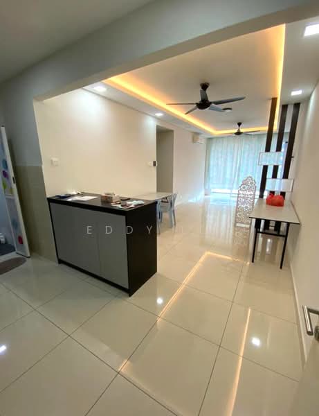 Kediaman Servis untuk Disewa di Maxim Residences - Eddy Lee - Living Room - PropertyGuru.com.my
