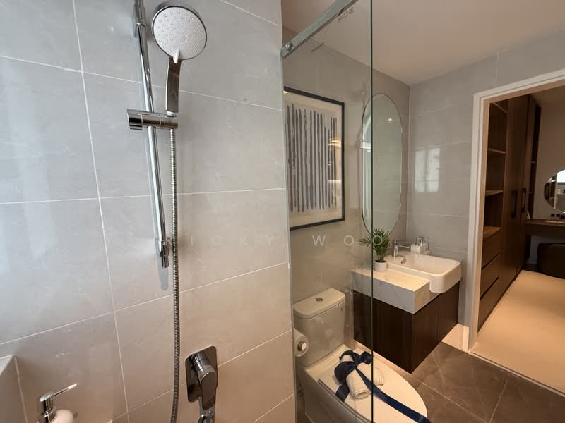 Kediaman Servis untuk Dijual di Skypark Kepler @ Lido Waterfront Boulevard - Ricky Woo - Bathroom - PropertyGuru.com.my