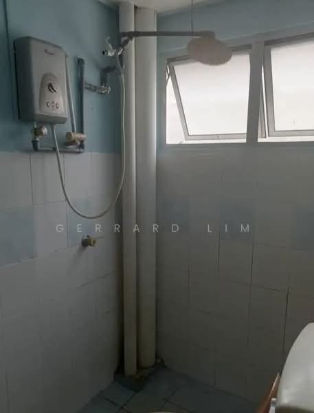 Pangsapuri untuk Disewa di Fairville - Gerrard Lim - Bathroom - PropertyGuru.com.my