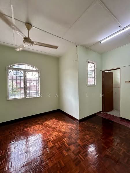 2-storey Terraced House for Sale in Usj 1 (Subang Jaya) - Gerrard Lim - PropertyGuru.com.my