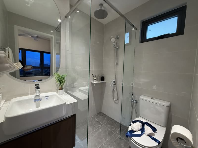 Kediaman Servis untuk Dijual di Skypark Kepler @ Lido Waterfront Boulevard - Ricky Woo - Bathroom - PropertyGuru.com.my