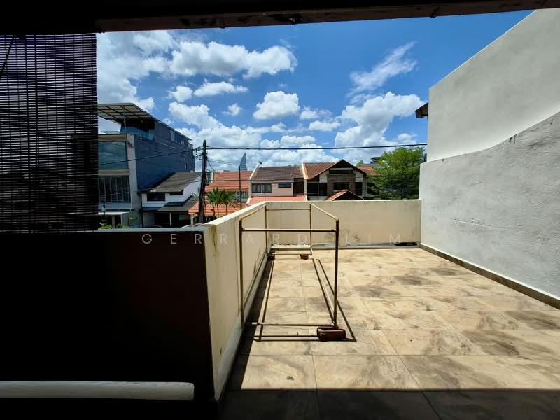 2.5-storey Terraced House for Sale in Bangsar Baru (Bangsar) - Gerrard Lim - Balcony - PropertyGuru.com.my