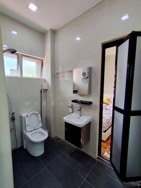 Rumah Berkembar untuk Dijual di SS14 (Subang Jaya) - Gerrard Lim - Bathroom - PropertyGuru.com.my