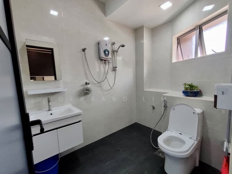 Rumah Berkembar untuk Dijual di SS14 (Subang Jaya) - Gerrard Lim - Bathroom - PropertyGuru.com.my