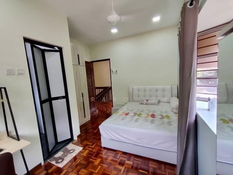 Rumah Berkembar untuk Dijual di SS14 (Subang Jaya) - Gerrard Lim - Bedroom - PropertyGuru.com.my