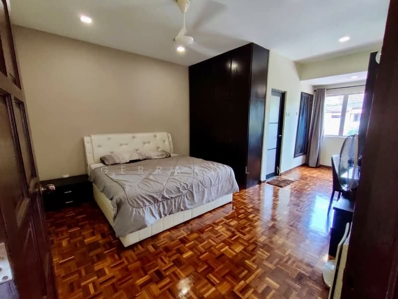 Rumah Berkembar untuk Dijual di SS14 (Subang Jaya) - Gerrard Lim - Bedroom - PropertyGuru.com.my