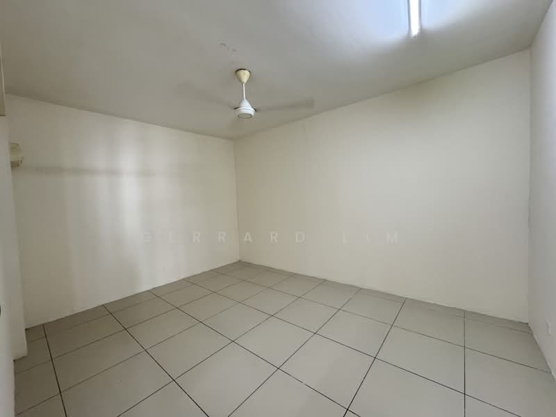 Condominium for Sale at Platinum Lake PV 20 - Gerrard Lim - Interior - PropertyGuru.com.my