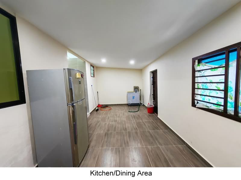 1-storey Terraced House for Rent in Taman Ungku Tun Aminah (Skudai) - Bill Ong - Kitchen - PropertyGuru.com.my