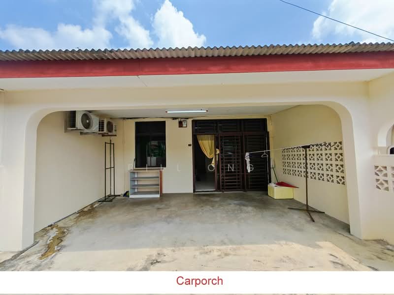 1-storey Terraced House for Rent in Taman Ungku Tun Aminah (Skudai) - Bill Ong - Exterior - PropertyGuru.com.my