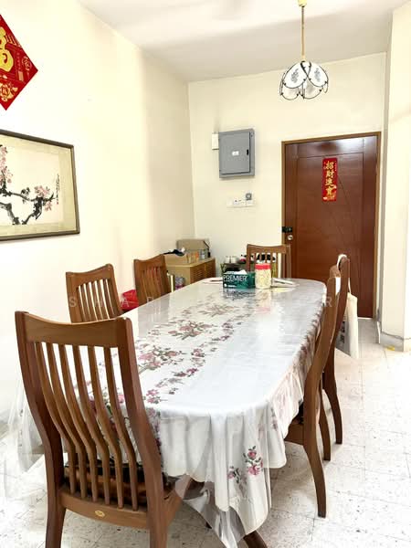 Rumah Teres 2-Tingkat untuk Dijual di Taman Mayang (Petaling Jaya) - Sharon Cher - Dining Room - PropertyGuru.com.my