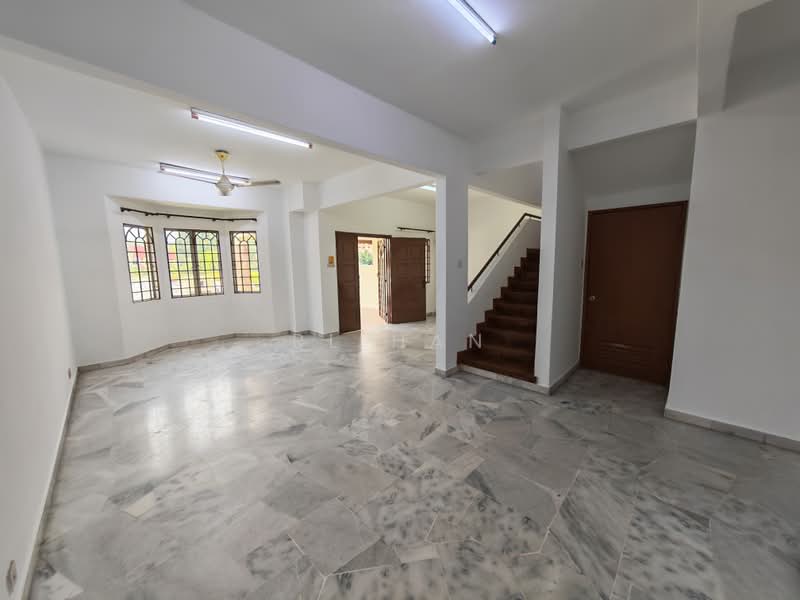 Rumah Teres 2-Tingkat untuk Dijual di Usj 12 (Subang Jaya) - RL Han - Living Room - PropertyGuru.com.my