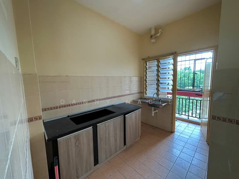 Pangsapuri untuk Disewa di Pangsapuri Danaumas - Danny Nabil - PropertyGuru.com.my