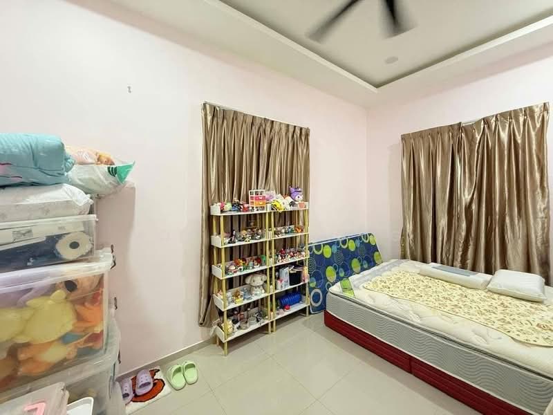 2-storey Terraced House for Sale in Permas Jaya (Johor) - Joanne Yong - Bedroom - PropertyGuru.com.my