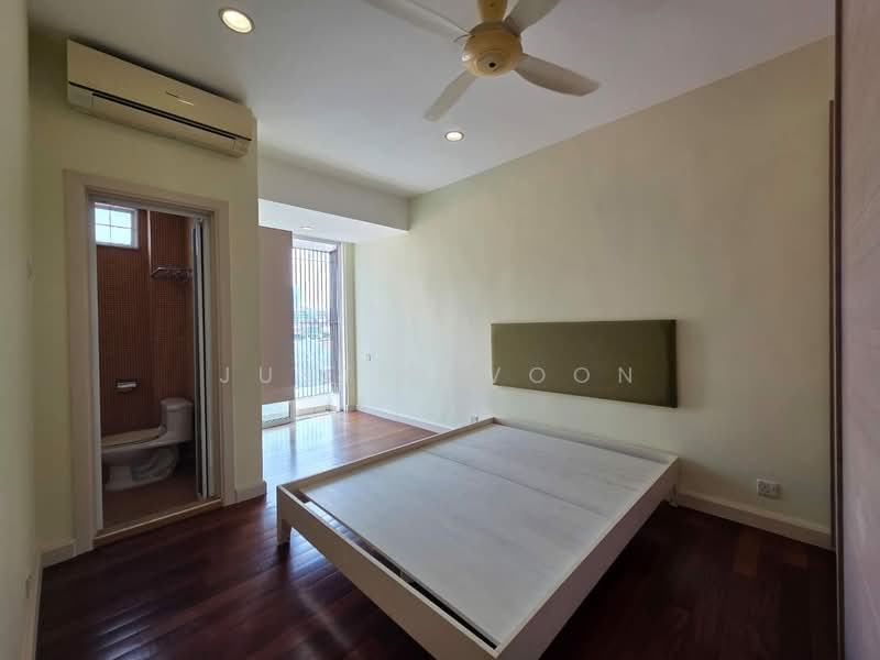 Rumah Teres 3-Tingkat untuk Dijual di Taman Seputeh (Seputeh) - Justin Voon - Bedroom - PropertyGuru.com.my