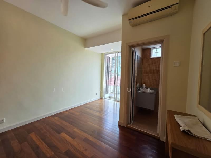 Rumah Teres 3-Tingkat untuk Dijual di Taman Seputeh (Seputeh) - Justin Voon - Bedroom - PropertyGuru.com.my