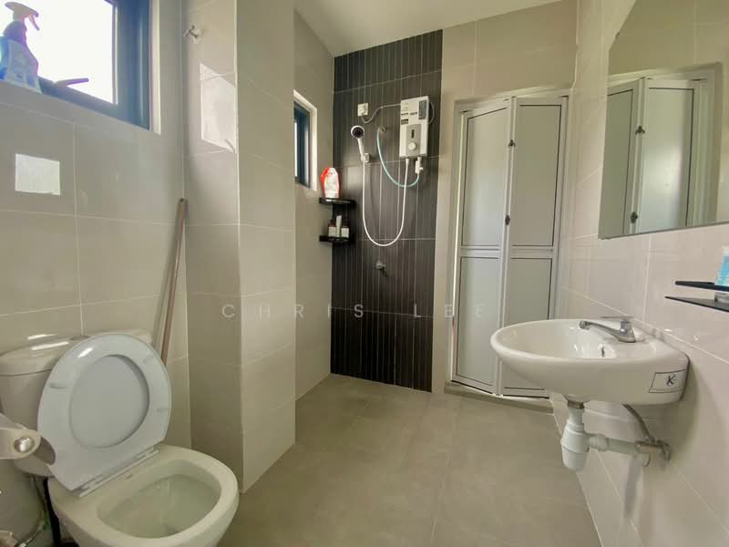 Terraced House for Rent in Kajang (Selangor) - Chris Lee - Bathroom - PropertyGuru.com.my