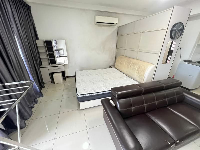 Service Residence for Rent at Molek Regency - YC Fung - Bedroom - PropertyGuru.com.my