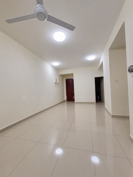 Kondominium untuk Disewa di Ascenda Residence @ Skyarena - Mohd Shafik - Living Room - PropertyGuru.com.my