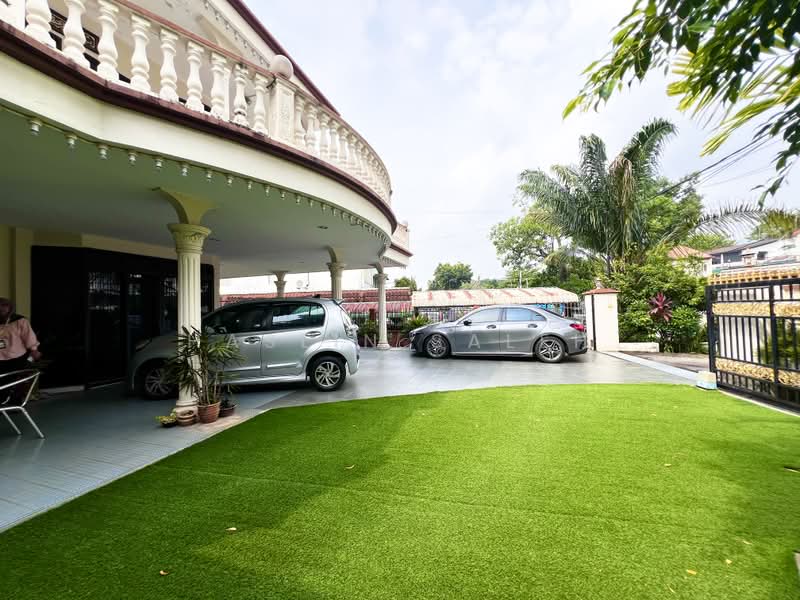 Semi-Detached House for Sale in Gelugor (Penang) - Haslin Saleh - Exterior - PropertyGuru.com.my