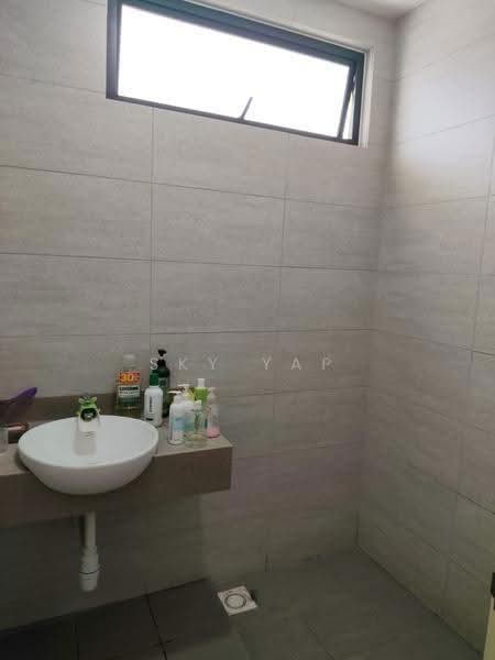 Rumah Teres 2-Tingkat untuk Dijual di Kajang 2 (Kajang) - Sky Yap - Bathroom - PropertyGuru.com.my