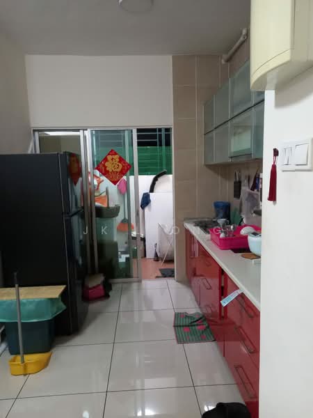Kediaman Servis untuk Dijual di OUG Parklane - JK Leong - Kitchen - PropertyGuru.com.my