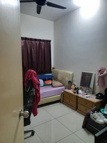 Kediaman Servis untuk Dijual di OUG Parklane - JK Leong - Bedroom - PropertyGuru.com.my